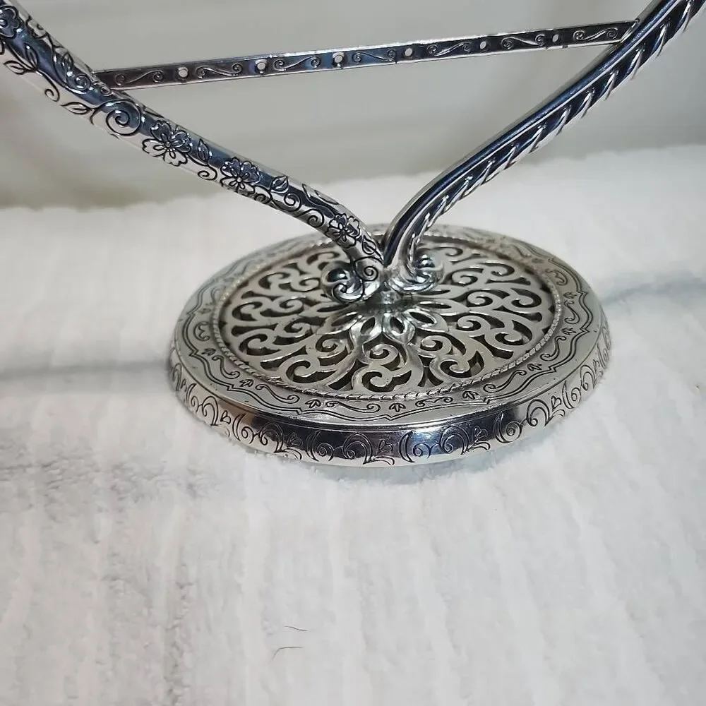 Brighton Big Heart Stand Earring Holder [Reired]